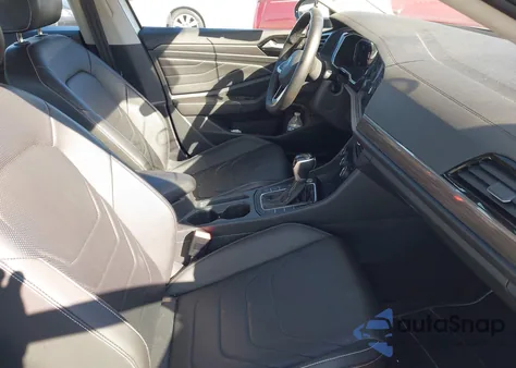 2024 Volkswagen Jetta 1.5T Sel из США, поврежденный, VIN 3VWGM7BU7RM021611